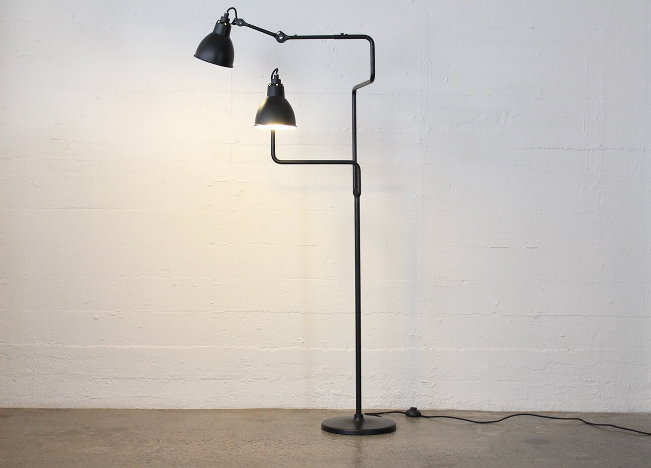 DCW Lampe Gras 411 double