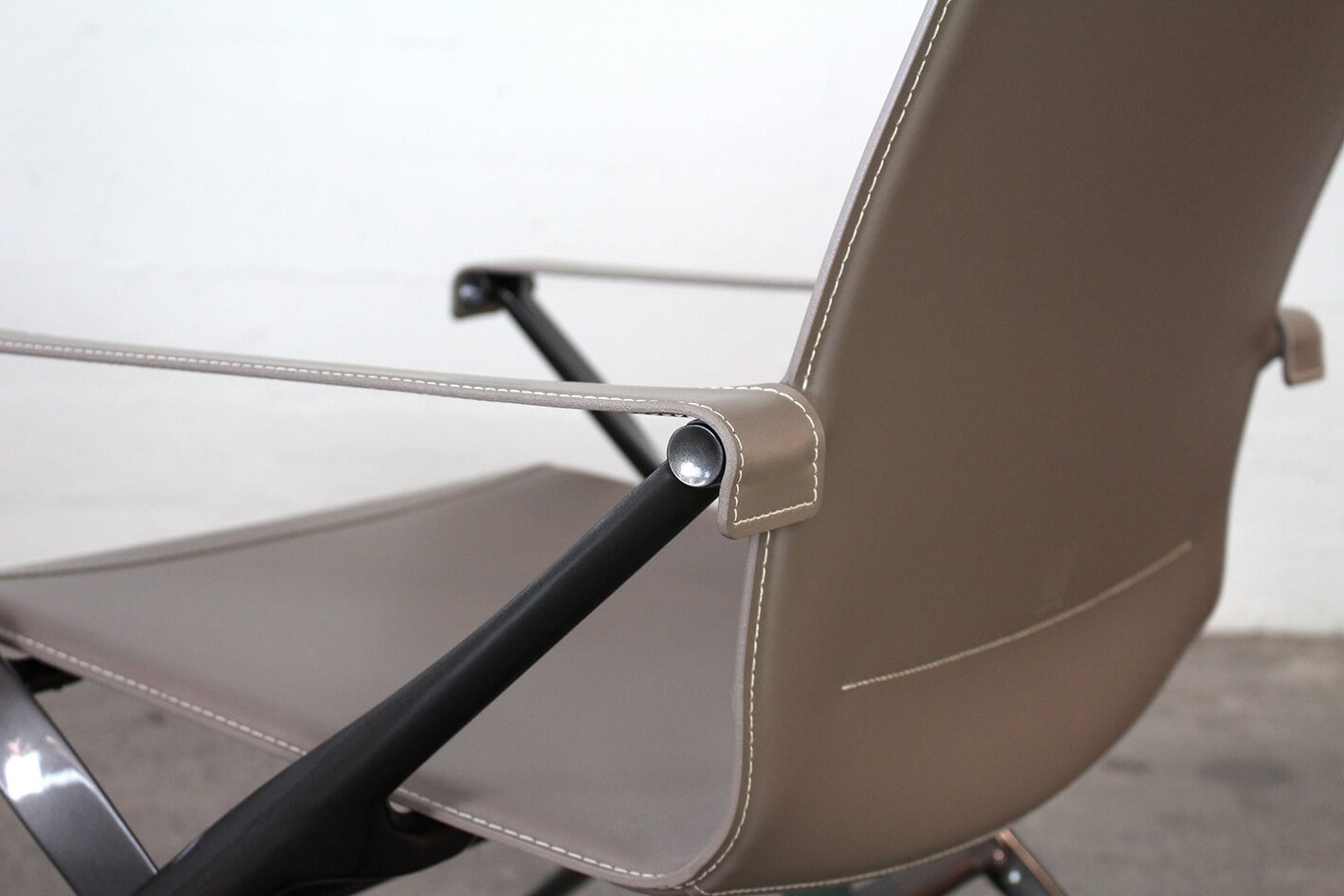B&B Italia Beverly'14 chair
