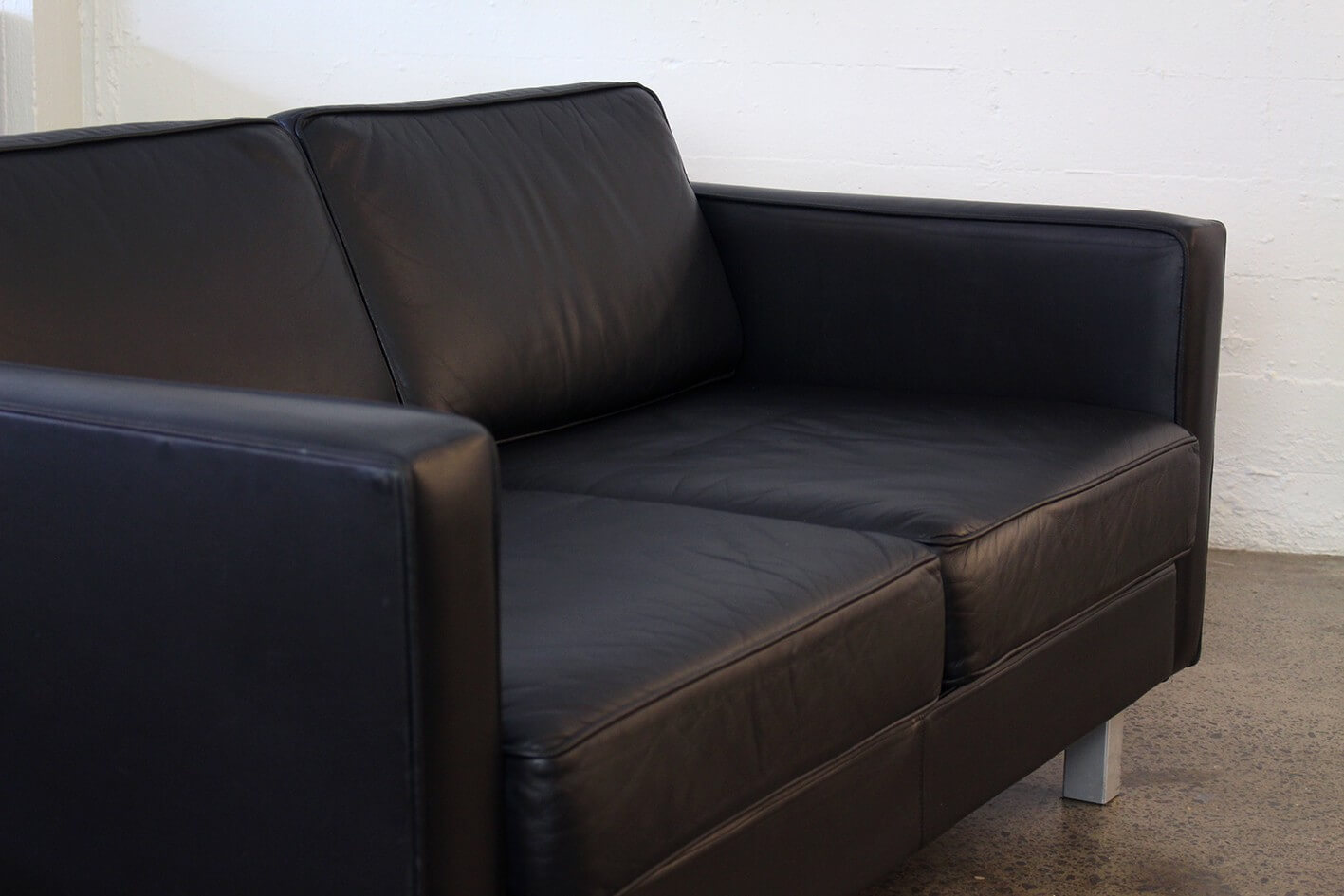 Bromhead vintage sofa