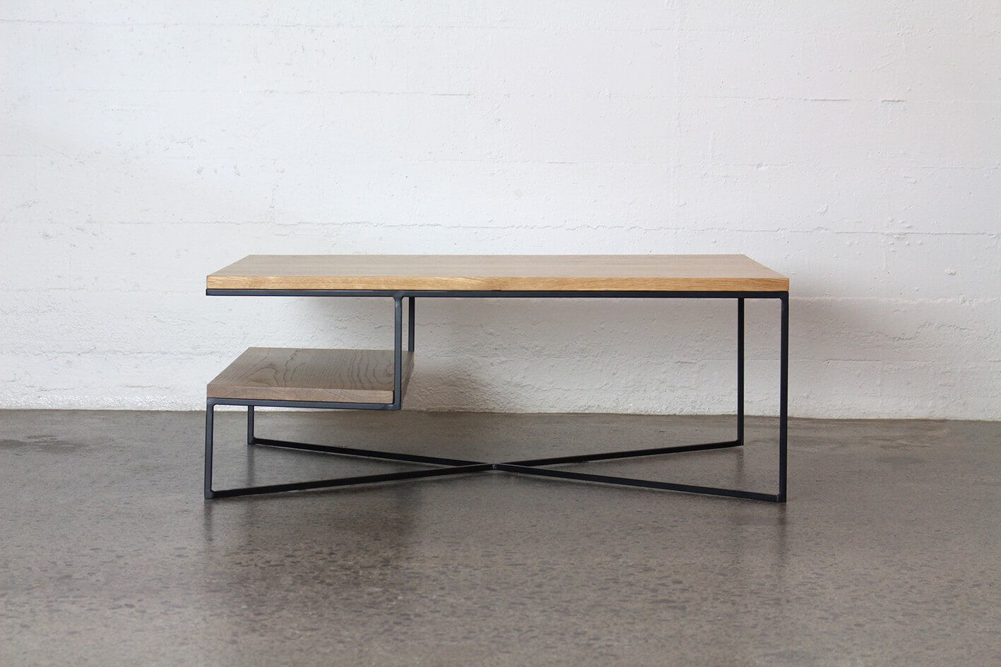 Atelier Jones Miro table