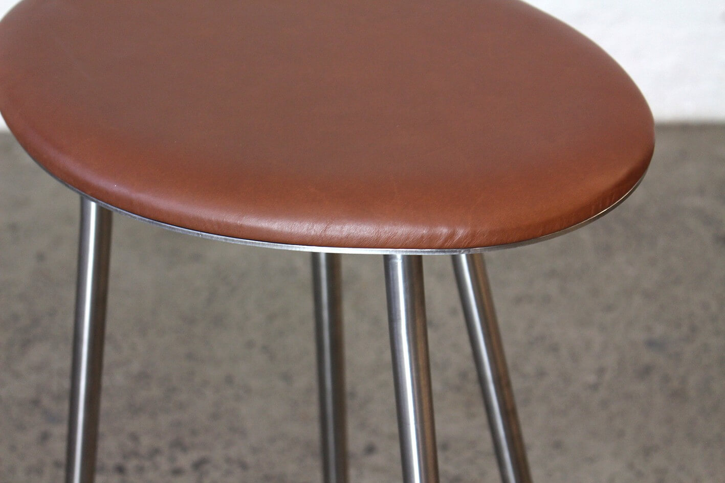 Atelier Jones Perret stool