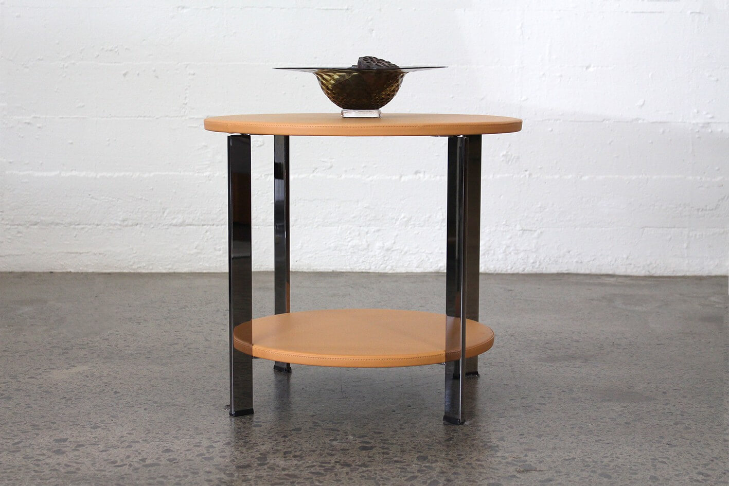 Poltrana Frau Regolo side tables