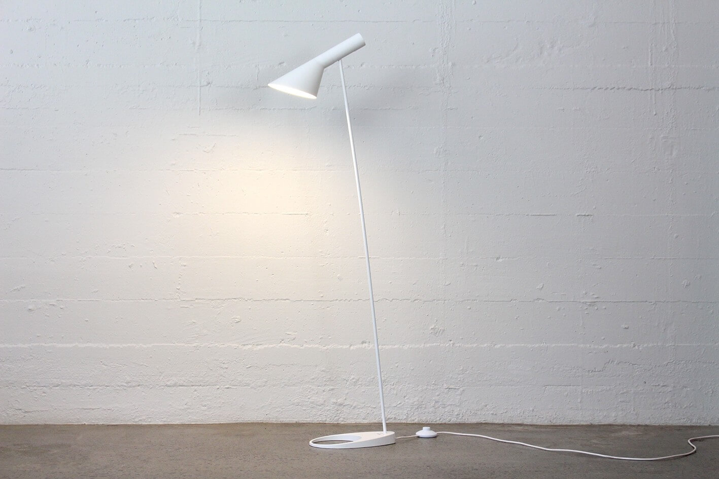 Louis Poulsen AJ lamp